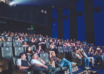 बड़े बजट और ओटीटी के दबाव के बीच बदल रहा बॉलीवुड का बॉक्स ऑफिस गणित