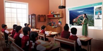 ग्रामीण और शहरी क्षेत्रों में शिक्षा के स्तर को बेहतर बनाने के लिए नई पहल, छात्रों को मिल रही आधुनिक सुविधाएं
