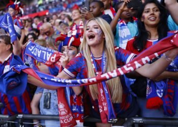 फुटबॉल टूर्नामेंट में रोमांचक मुकाबला, अंतिम मिनट में किए गए गोल से टीम ने दर्ज की जीत