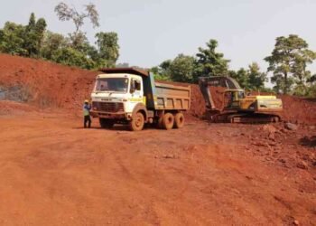 औद्योगिक गतिविधियों और खनिज संसाधनों के कारण क्षेत्र में बढ़ रही आर्थिक हलचल, व्यापार और रोजगार को मिल रहा सहारा