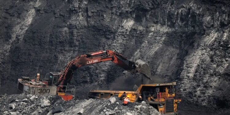 कोयला खनन क्षेत्रों में सुरक्षा और पर्यावरण संरक्षण पर बढ़ा जोर, श्रमिकों की सुरक्षा के लिए किए जा रहे नए प्रयास